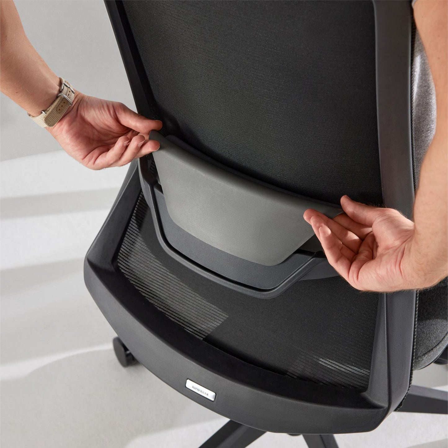 Silla de oficina ergonómica Polestar negra