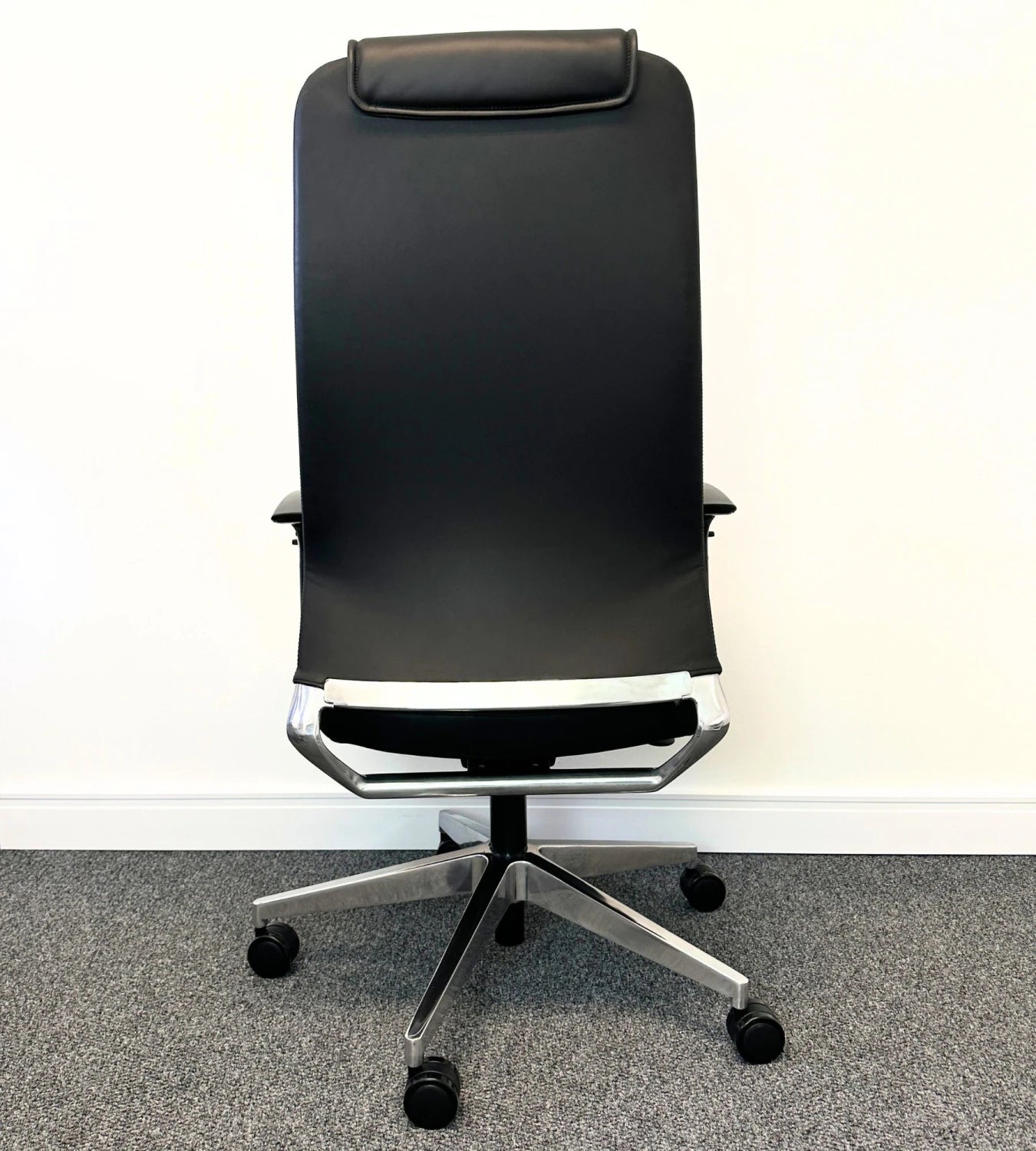 Silla Ejecutiva Deno Eco Cuero Negro